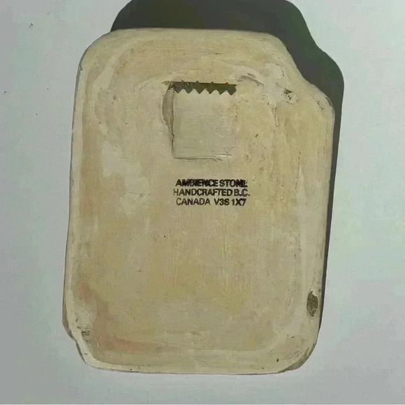 Stunning clay bas relief wild strawberries wall hanging sculpture - Picture 4 of 6